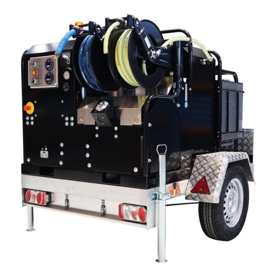 HIDROLIMPIADORA AGUA CALIENTE HYDROREM HT 1525i DIESEL SOBRE REMOLQUE